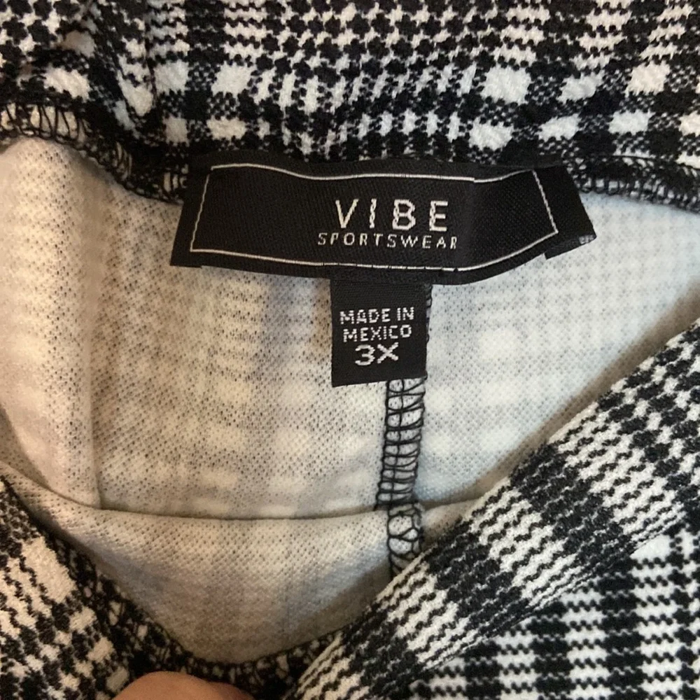 NWOT wide leg crop pants - Picture 6 of 6